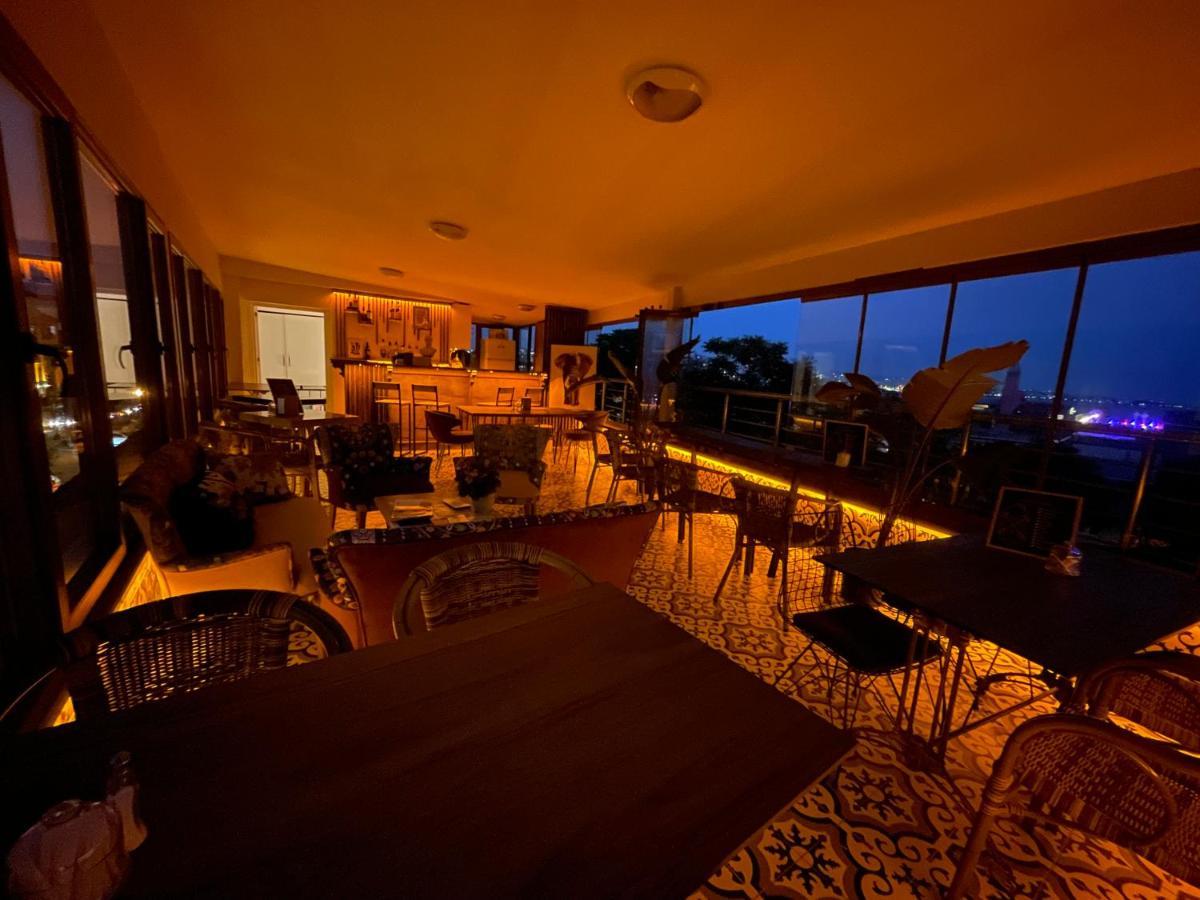 The Local Exclusive Bed & Breakfast Istanbul Exterior foto